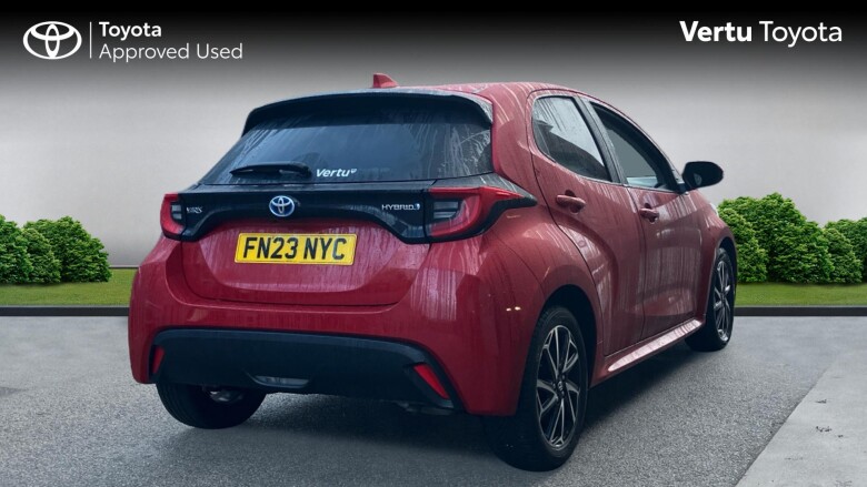 Toyota Yaris 1.5 Hybrid Design 5dr CVT Hybrid Hatchback